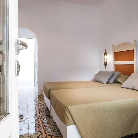 Mari Del Sud 4*